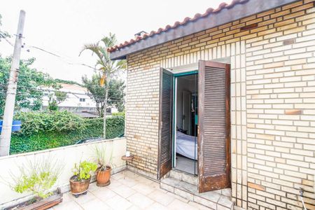 Casa à venda com 199m², 3 quartos e 2 vagas Casa à venda com 199m², 3 quartos e 2 vagasVaranda Quarto 2