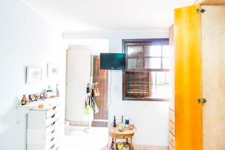 Casa à venda com 199m², 3 quartos e 2 vagas Casa à venda com 199m², 3 quartos e 2 vagasSuíte