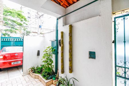 Casa à venda com 199m², 3 quartos e 2 vagas Casa à venda com 199m², 3 quartos e 2 vagasQuintal