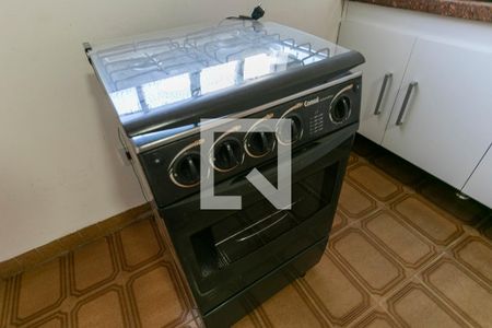 Casa à venda com 60m², 2 quartos e 1 vagaCozinha - Fogão