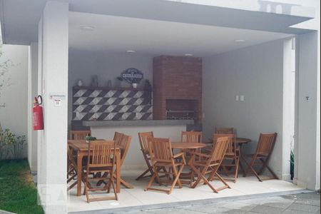 Apartamento à venda com 33m², 2 quartos e sem vagaÁrea comum - Churrasqueira