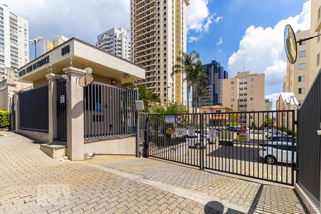 Apartamento à venda com 78m², 3 quartos e 1 vaga Apartamento à venda com 78m², 3 quartos e 1 vagaFachada e portaria