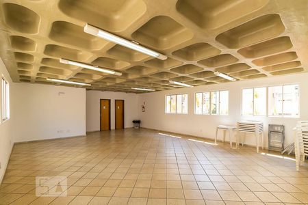 Apartamento à venda com 78m², 3 quartos e 1 vaga Apartamento à venda com 78m², 3 quartos e 1 vagaÁrea comum - Salão de festas