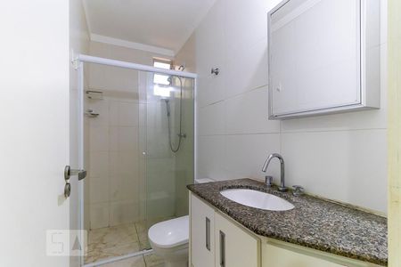 Apartamento à venda com 78m², 3 quartos e 1 vaga Apartamento à venda com 78m², 3 quartos e 1 vagaBanheiro social