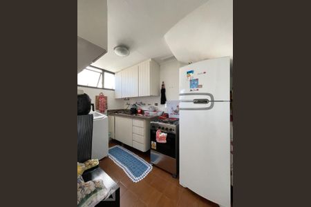 Apartamento à venda com 70m², 2 quartos e 2 vagas Apartamento à venda com 70m², 2 quartos e 2 vagasCozinha