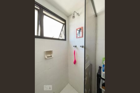 Apartamento à venda com 70m², 2 quartos e 2 vagas Apartamento à venda com 70m², 2 quartos e 2 vagasBanheiro