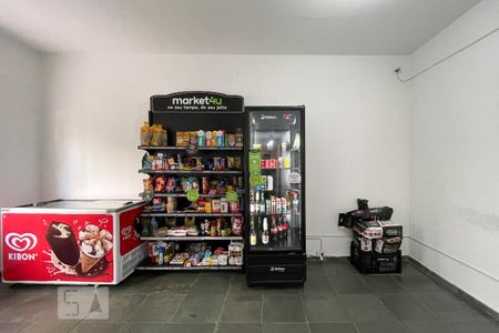 Apartamento à venda com 70m², 2 quartos e 2 vagas Apartamento à venda com 70m², 2 quartos e 2 vagasMercado