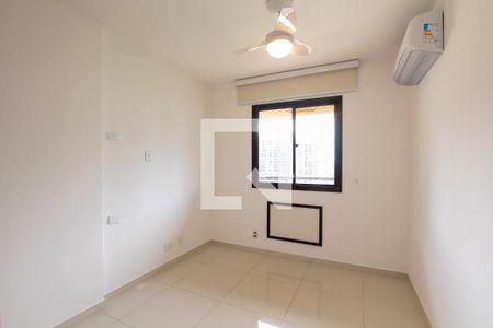 Quarto 1 de apartamento à venda com 2 quartos, 90m² em Barra da Tijuca, Rio de Janeiro