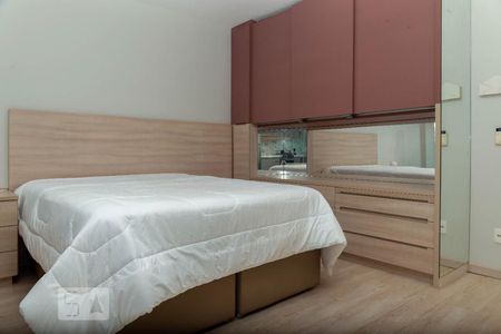 Quarto de kitnet/studio para alugar com 1 quarto, 40m² em Morada da Colina, Uberlândia