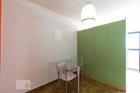 Sala de kitnet/studio para alugar com 1 quarto, 37m² em Bela Vista, São Paulo
