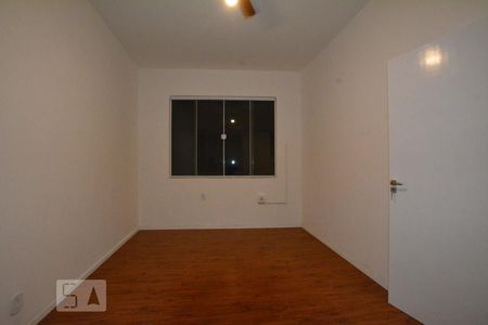 Quarto 1 de apartamento para alugar com 1 quarto, 65m² em Bonsucesso, Rio de Janeiro