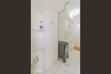 Apartamento à venda com 58m², 2 quartos e 1 vaga Apartamento à venda com 58m², 2 quartos e 1 vagaCozinha e Área de Serviço
