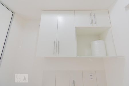 Apartamento à venda com 58m², 2 quartos e 1 vaga Apartamento à venda com 58m², 2 quartos e 1 vagaCozinha - Armários