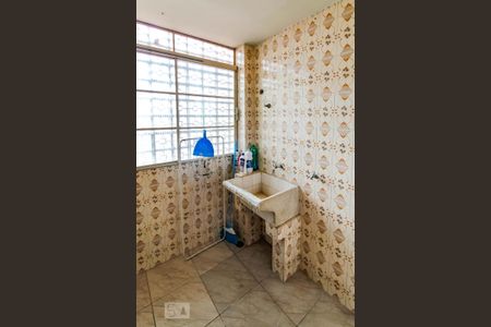 Apartamento à venda com 70m², 2 quartos e 1 vagaÁrea de Serviço