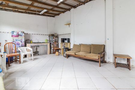 Casa à venda com 200m², 4 quartos e 2 vagasEdicula