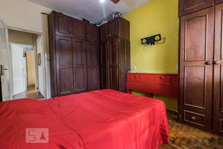Casa à venda com 200m², 4 quartos e 2 vagasDormitório3