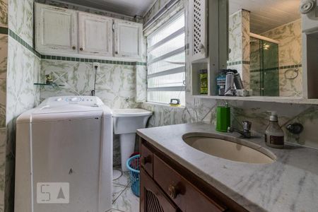 Casa à venda com 200m², 4 quartos e 2 vagasDetalhe da area de serviço