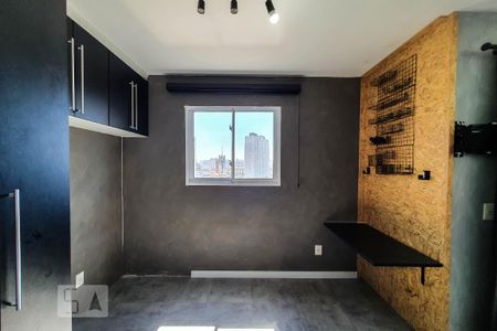 Quarto de kitnet/studio para alugar com 1 quarto, 28m² em Sé, São Paulo