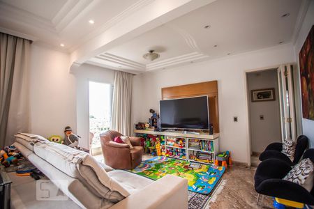 Sala de Estar de apartamento à venda com 3 quartos, 128m² em Chácara Inglesa, São Paulo