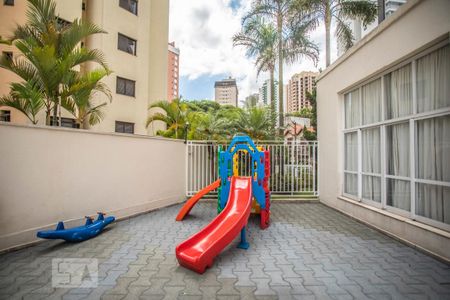 Apartamento à venda com 128m², 3 quartos e 2 vagasÁrea Comum - Playground