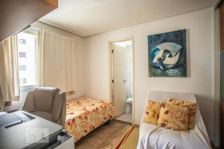 Apartamento à venda com 128m², 3 quartos e 2 vagasSuíte 3