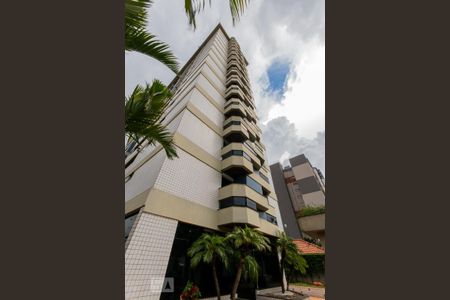 Apartamento à venda com 129m², 3 quartos e 2 vagasFachada