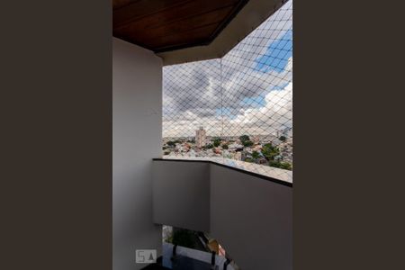 Apartamento à venda com 129m², 3 quartos e 2 vagasSacada do Quarto 1