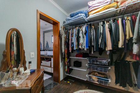 Apartamento à venda com 129m², 3 quartos e 2 vagasCloset da Suite