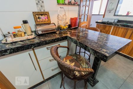 Apartamento à venda com 129m², 3 quartos e 2 vagasCozinha