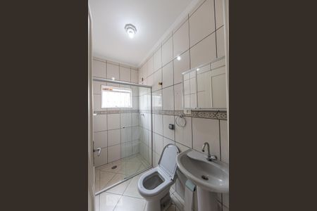 Banheiro Social de casa para alugar com 2 quartos, 163m² em Vila Invernada, São Paulo