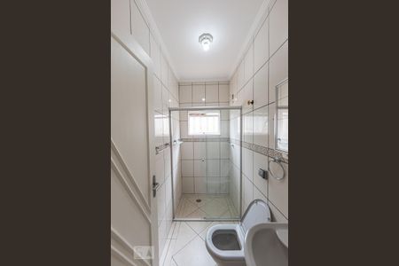 Banheiro Social de casa para alugar com 2 quartos, 163m² em Vila Invernada, São Paulo