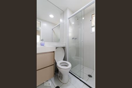 Apartamento para alugar com 64m², 2 quartos e 1 vaga Apartamento para alugar com 64m², 2 quartos e 1 vagaBanheiro da Suíte