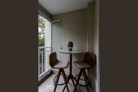 Apartamento para alugar com 64m², 2 quartos e 1 vaga Apartamento para alugar com 64m², 2 quartos e 1 vagaSacada