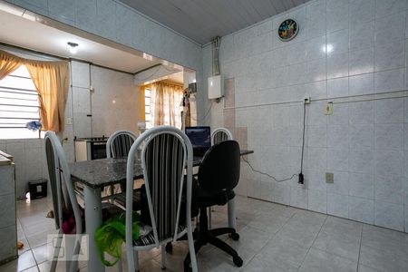 Casa à venda com 308m², 5 quartos e 3 vagas Casa à venda com 308m², 5 quartos e 3 vagasCozinha