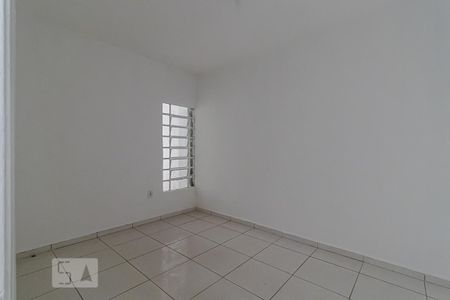 Quarto de casa para alugar com 1 quarto, 75m² em Vila Santo Estéfano, São Paulo