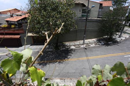 Casa à venda com 134m², 3 quartos e 2 vagas Casa à venda com 134m², 3 quartos e 2 vagasVaranda gourmet vista