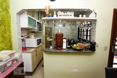 Casa à venda com 134m², 3 quartos e 2 vagas Casa à venda com 134m², 3 quartos e 2 vagasCozinha