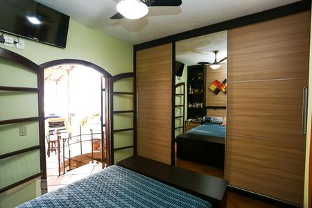 Casa à venda com 134m², 3 quartos e 2 vagas Casa à venda com 134m², 3 quartos e 2 vagassuíte