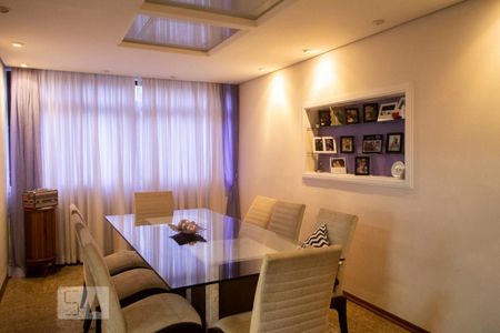 Casa para alugar com 500m², 5 quartos e 8 vagasCopa