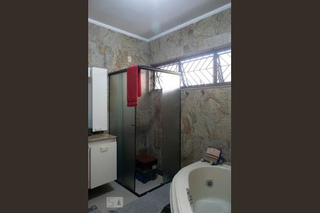 Casa para alugar com 500m², 5 quartos e 8 vagasbanheiro suite 1