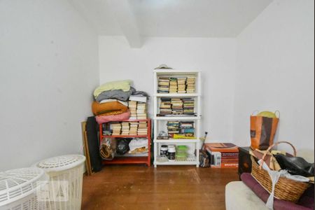 Casa à venda com 180m², 3 quartos e 1 vagaSuíte 01