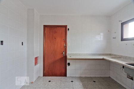 Apartamento à venda com 157m², 2 quartos e 3 vagasCozinha