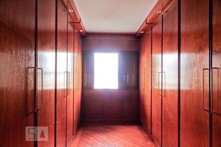 Apartamento à venda com 157m², 2 quartos e 3 vagasCloset da suíte