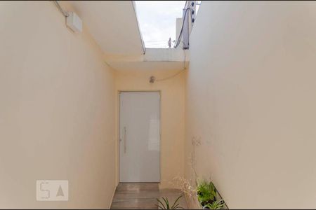 Vista Quarto 1 de casa à venda com 2 quartos, 140m² em Cangaiba, São Paulo