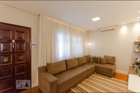 Sala de casa à venda com 2 quartos, 140m² em Cangaiba, São Paulo