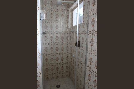 Casa à venda com 190m², 3 quartos e 2 vagasBanheiro 2