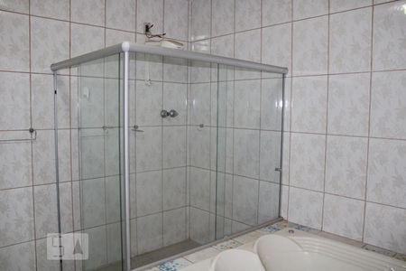 Banheiro do Quarto 1 de casa para alugar com 3 quartos, 190m² em Bonfim, Campinas