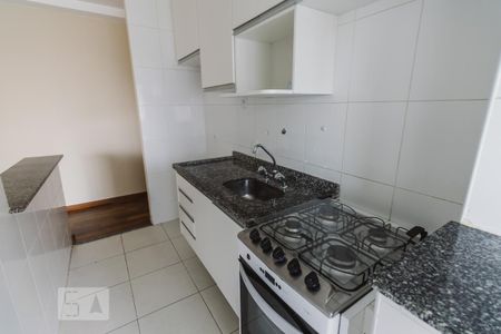 Cozinha de apartamento para alugar com 1 quarto, 48m² em Sumarezinho, São Paulo