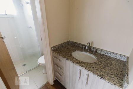 Banheiro de apartamento para alugar com 1 quarto, 48m² em Sumarezinho, São Paulo