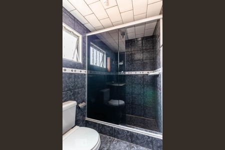 Casa à venda com 250m², 4 quartos e 2 vagasBanheiro suíte 